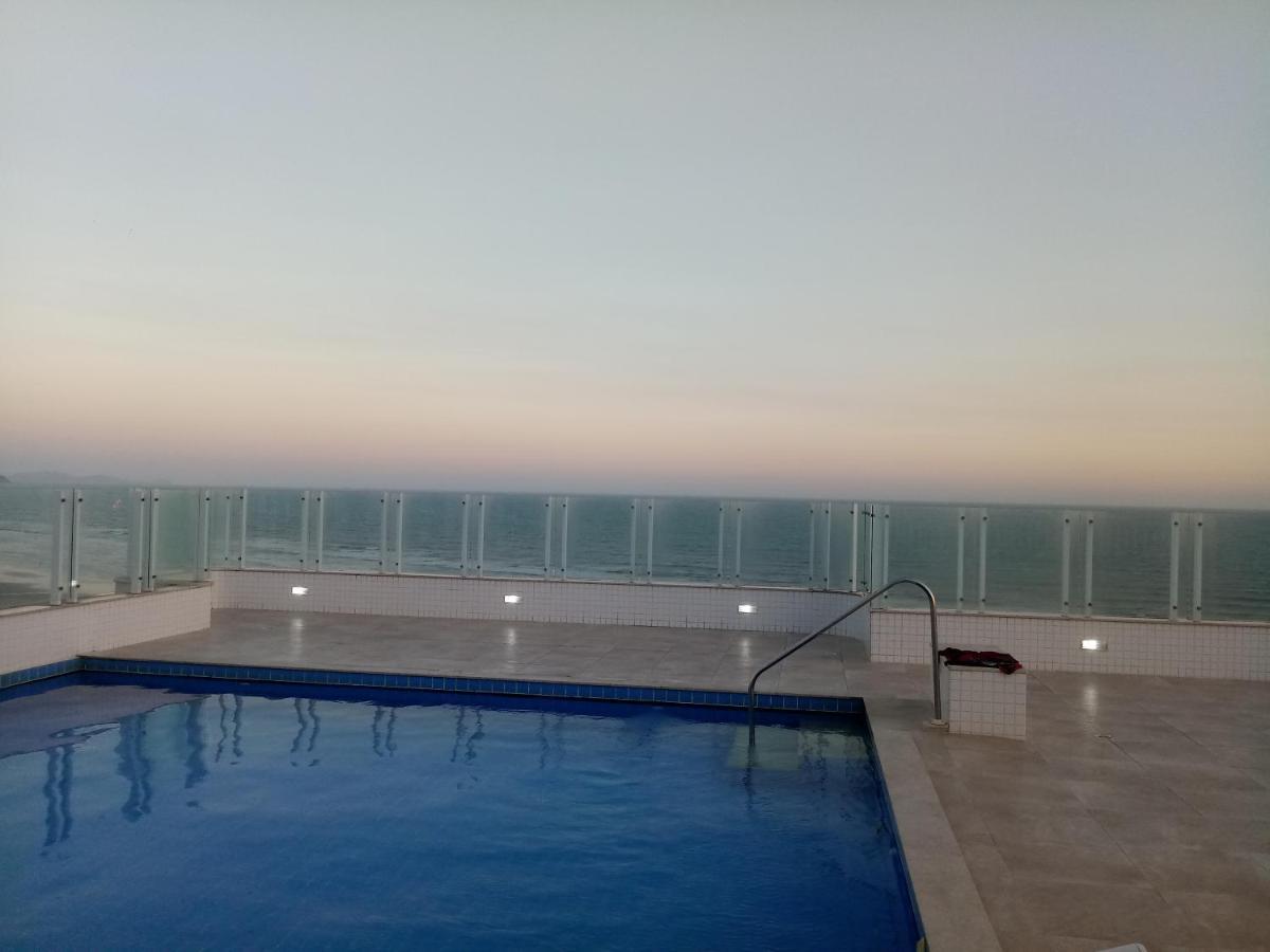 Predio Com Piscina Na Cobertura Frente Ao Mar, Apartamento Para Ate 6 Adultos E 3 Criancas Ate 8 Anos, Churrasqueira Na Sacada, Wi-Fi Gratis, Nao Oferecemos Roupas De Cama E Banho, 1 Vaga De Garagem, Na Praia Grande-Vila Mirim Διαμέρισμα Εξωτερικό φωτογραφία