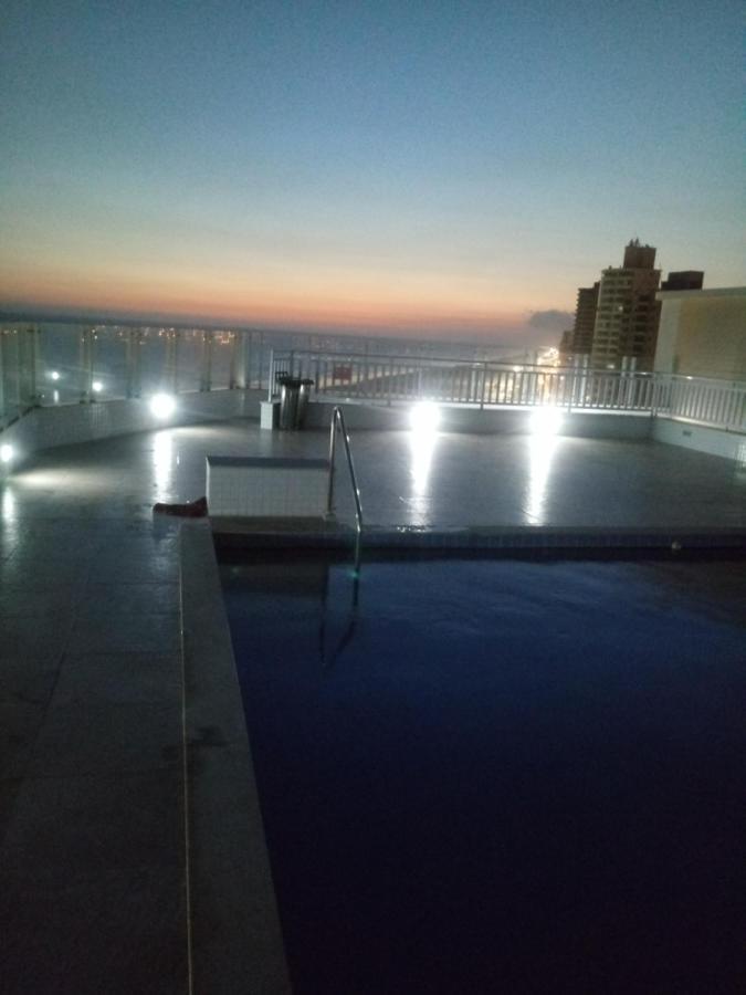 Predio Com Piscina Na Cobertura Frente Ao Mar, Apartamento Para Ate 6 Adultos E 3 Criancas Ate 8 Anos, Churrasqueira Na Sacada, Wi-Fi Gratis, Nao Oferecemos Roupas De Cama E Banho, 1 Vaga De Garagem, Na Praia Grande-Vila Mirim Διαμέρισμα Εξωτερικό φωτογραφία